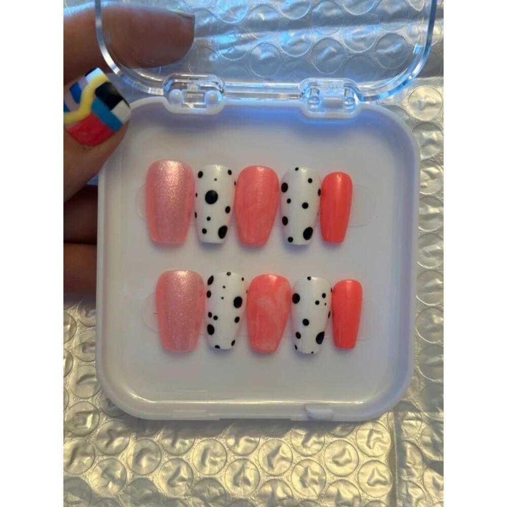 Custom Made Pink & Polka Dot Short Coffin Press On Nails Size Medium